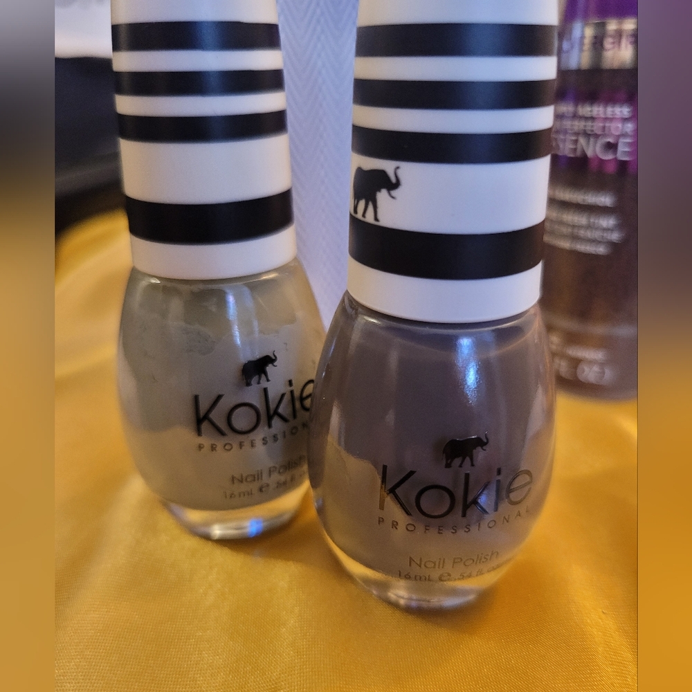 KOKIE Silhouette Nail Polish Duo in Gray and Cream